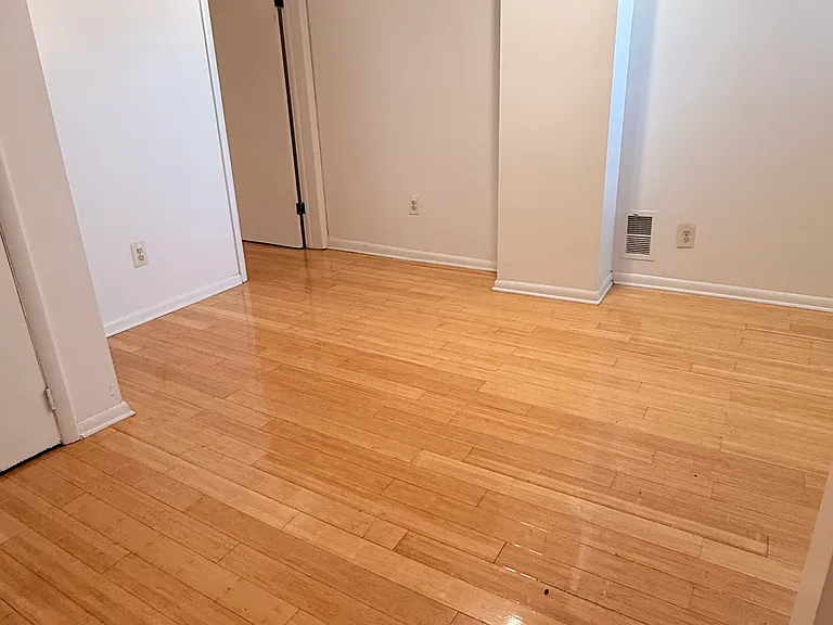 2122 S 10th St #2 — Photo 9