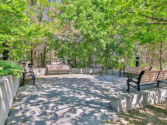 2nd image of 8201 Islington Ave #411