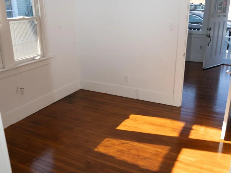 3009 Date St — Photo 3