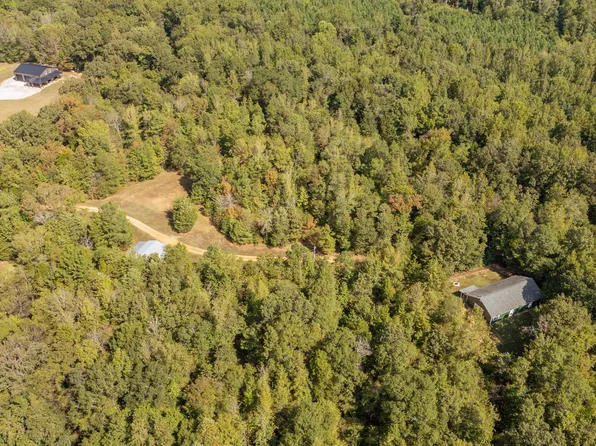 185 Mayfield Ln, Adamsville, TN 38310