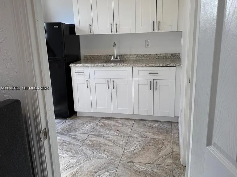 16920 NW 40th Ave #D — Photo 2