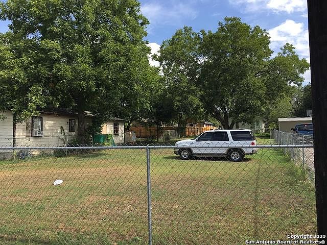1st image of 420 Mary St