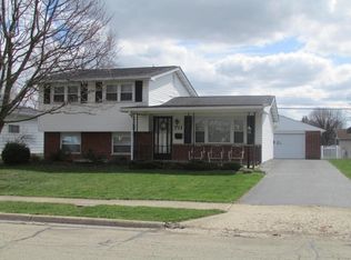 711 Brookdale Dr, West Jefferson, OH 43162