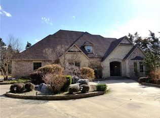 3014 Dutch Forest Ln, Edmond, OK 73013