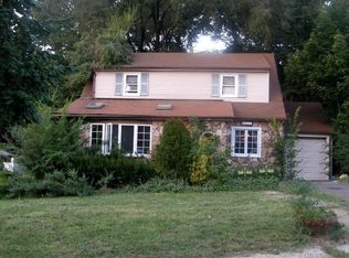 651 Suffern Rd, Teaneck, NJ 07666