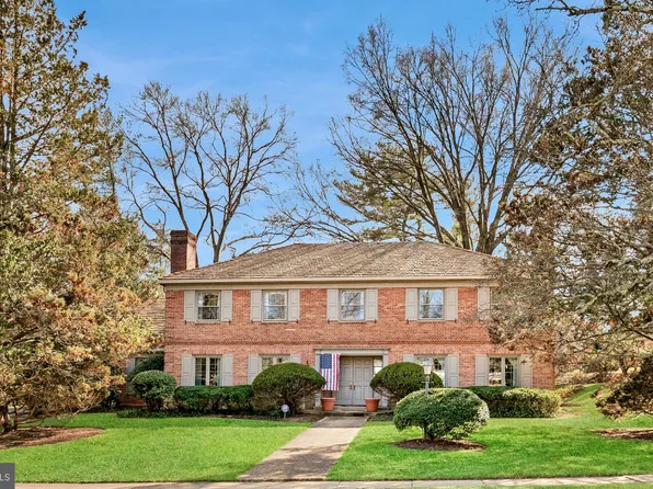 6315 Stoneham Ln, Mc Lean, VA 22101