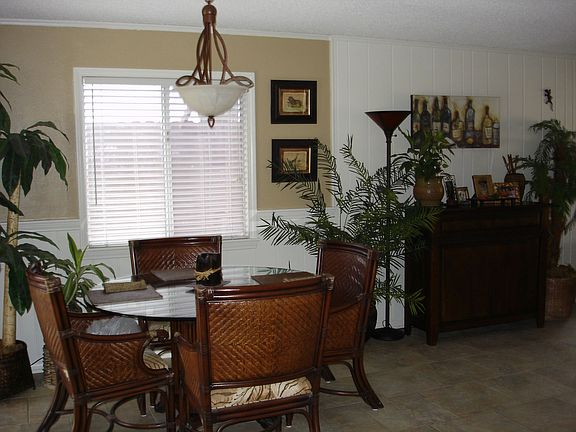 Breakfast nook