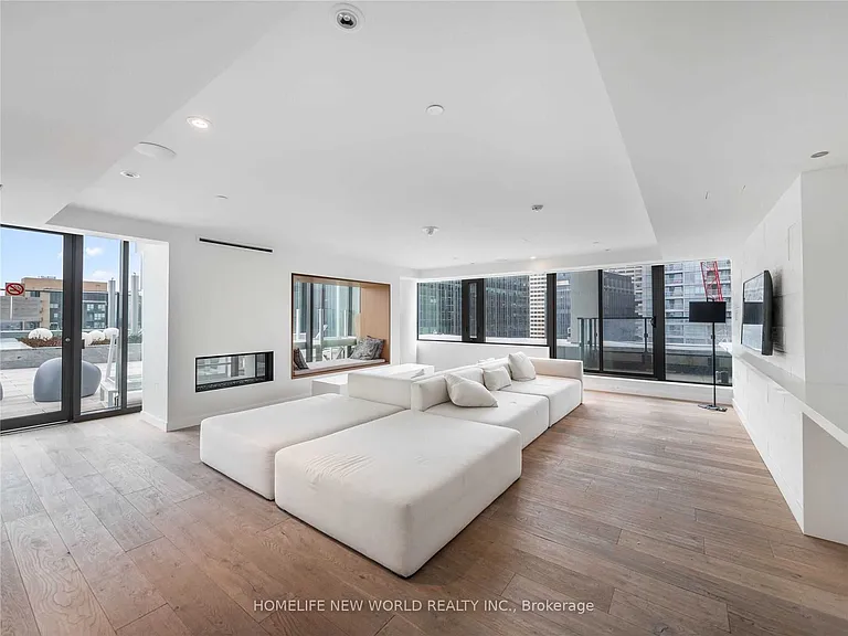 8 Hillsdale Ave E #920 — Photo 17