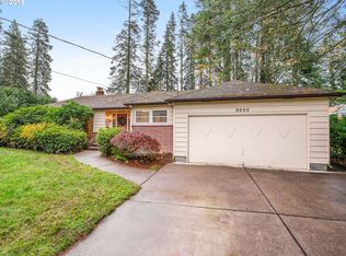 8660 SW White Pine Ln, Portland, OR 97225