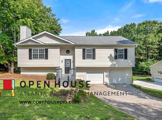 4630 Quail Pointe Dr, Flowery Branch, GA 30542