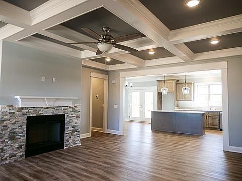5th image of 3007 Madison Pl