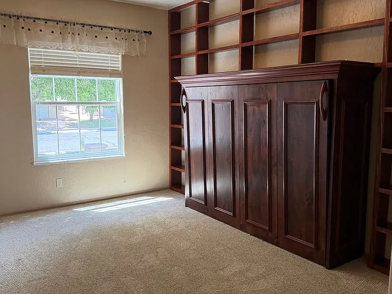1825 Venetian Dr — Photo 15