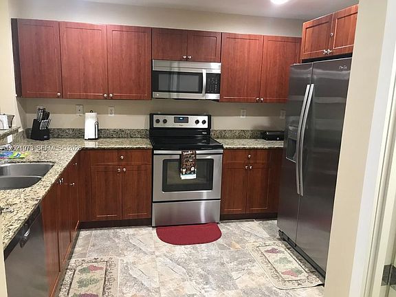 4th image of 10850 NW 89th Ter #1055