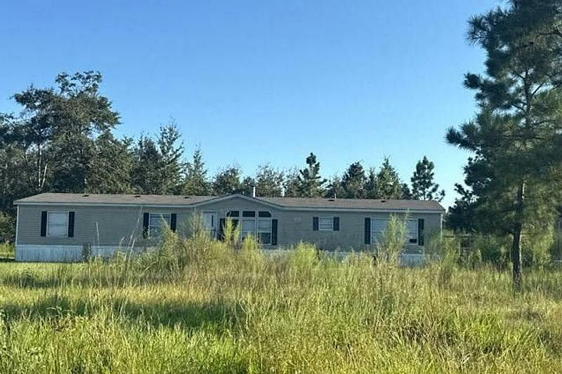 1st image of 16827 NE Morgan Tucker Rd