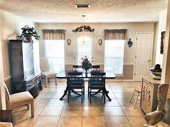 5th image of 6897 Gray Oaks Dr