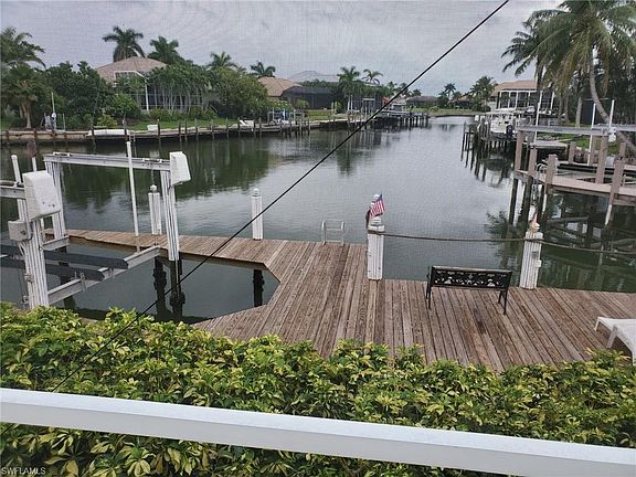 4th image of 707 Nautilus CT
