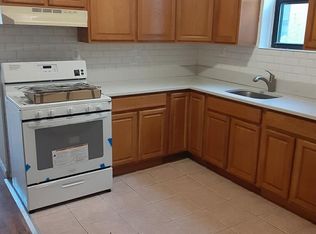 744 E 231st St, Bronx, NY 10466