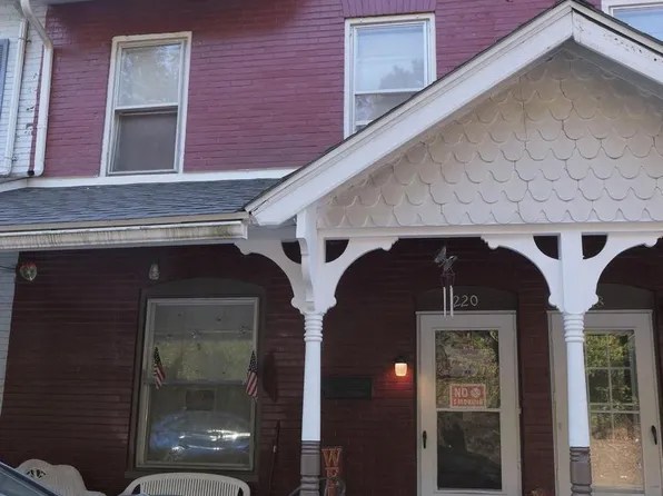220 Fleetwood St, Coatesville, PA 19320