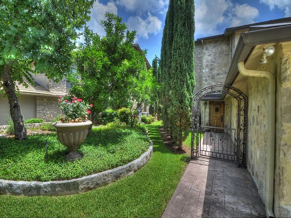 1st image of 106A Oasis Hls