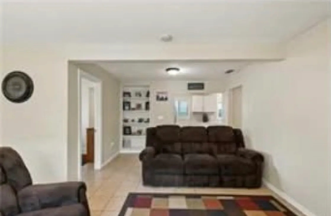 2 bed, 938 sqft, $1,850 — Photo 1