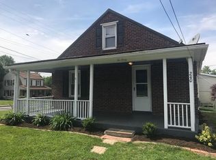 240 E Fulton St, Ephrata, PA 17522