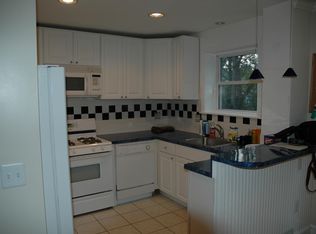 114 E Rosemont Ave, Alexandria, VA 22301