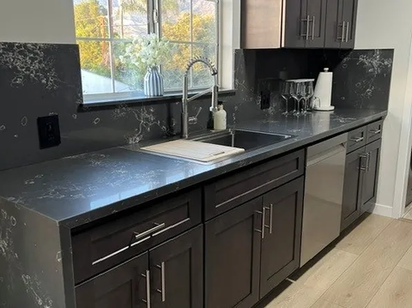 1511 1/2 W Victory Blvd #1511, Burbank, CA 91506