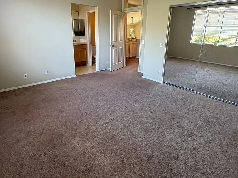 57 Del Ventura — Photo 14