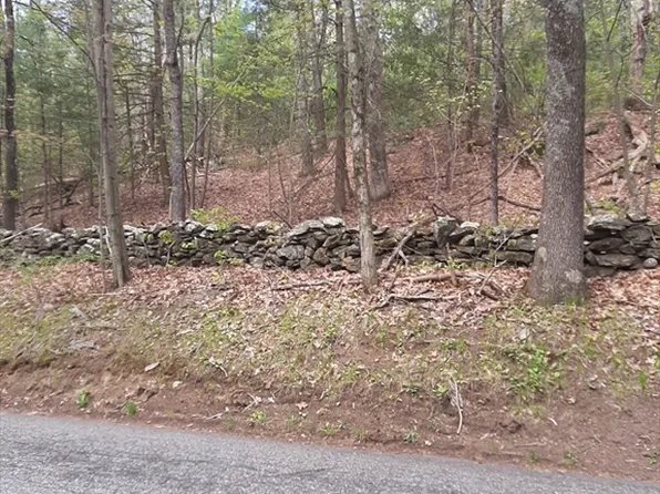 0 Paige Hill Rd, Brimfield, MA 01010
