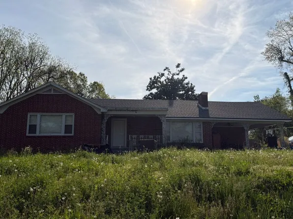 1604 Breckenridge St, Corinth, MS 38834