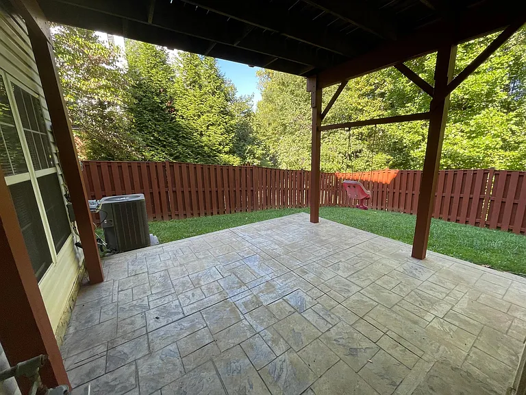 4091 Oak Village Ldg — Photo 27