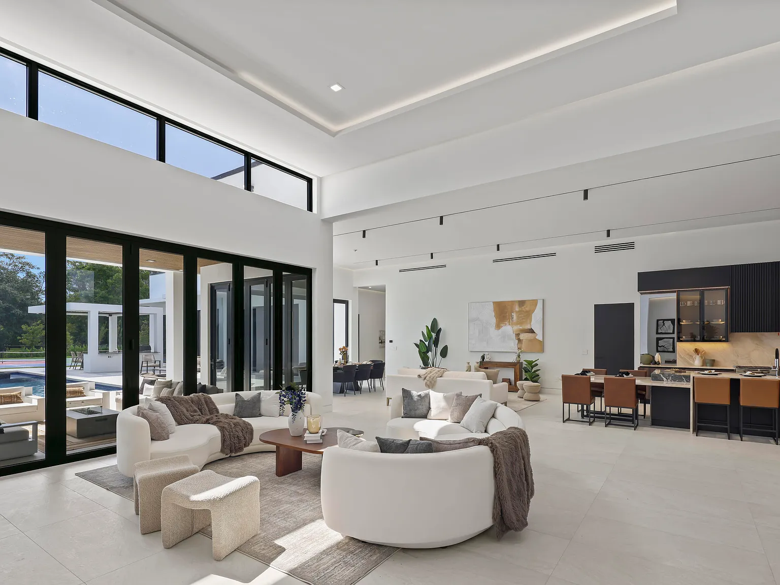 7 bed, 8.5 bath, 6624 sqft, $30,000 — Photo 4