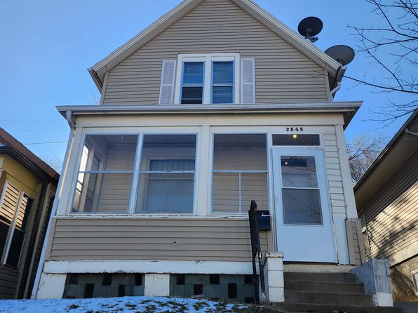 2545 Rees St