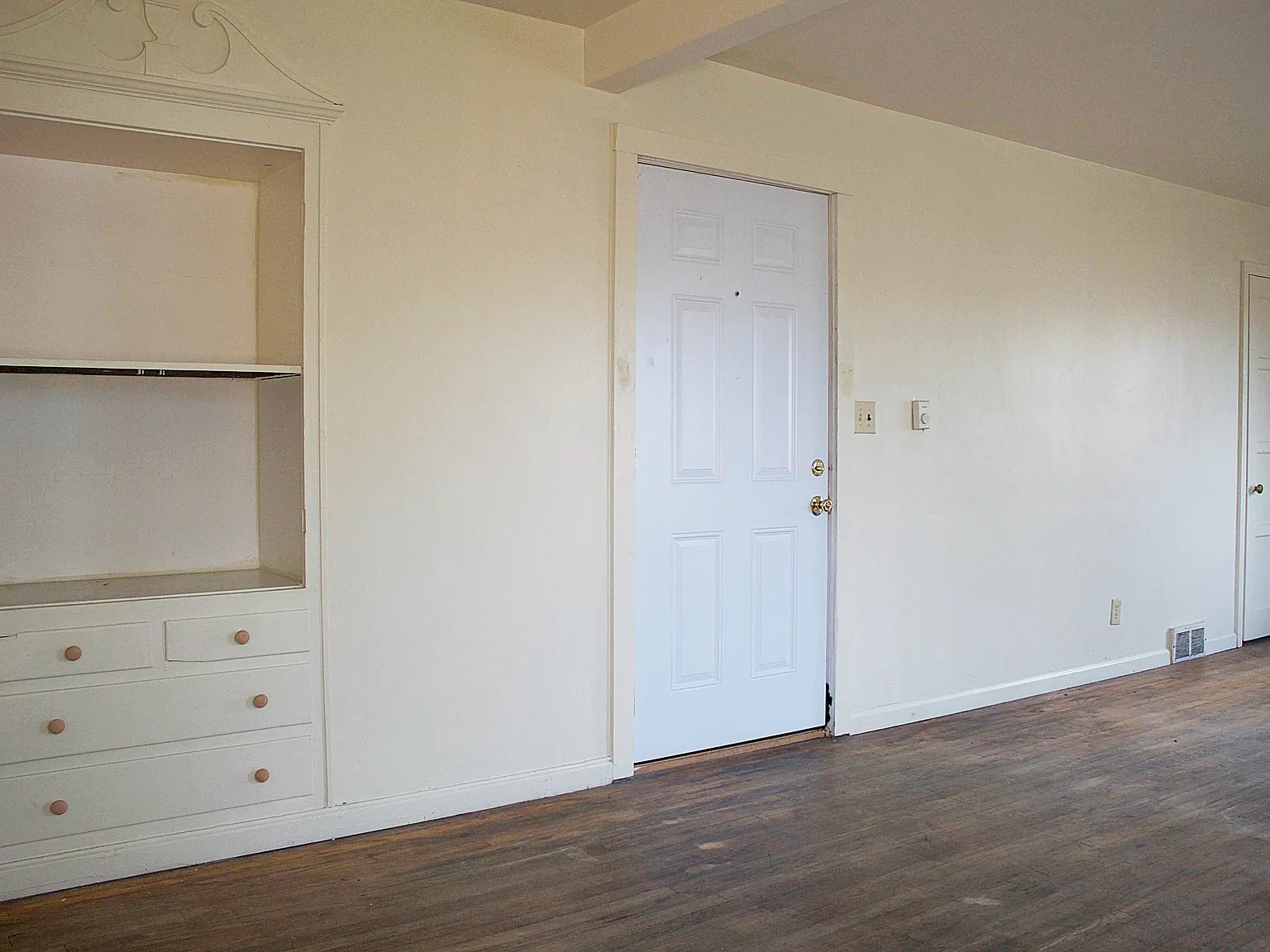 1 bed, 1200 sqft, $750 — Photo 4