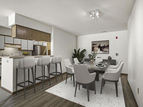 2nd image of 1012 Rockefeller Lane