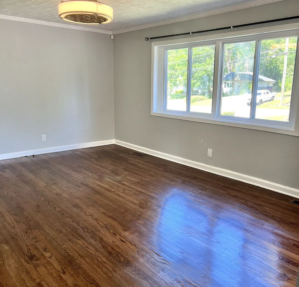 3 bed, 1500 sqft, $1,950 — Photo 4