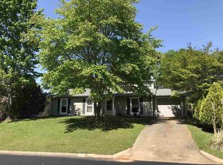 219 Orchard Ln, Spartanburg, SC 29303