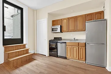 Rented by Cooper & Cooper Real Estate