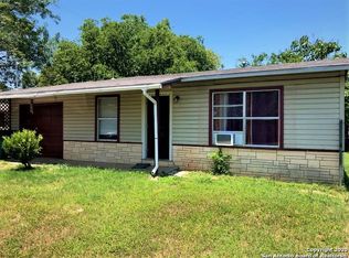 504 Hilltop Ave, Converse, TX 78109