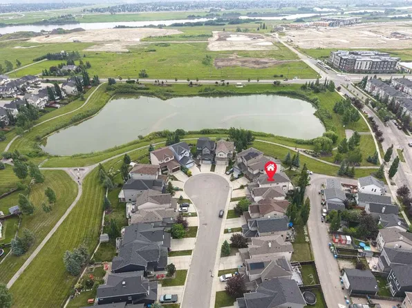 125 N Silverado Range Cv SW, Calgary, AB T2X 0E1
