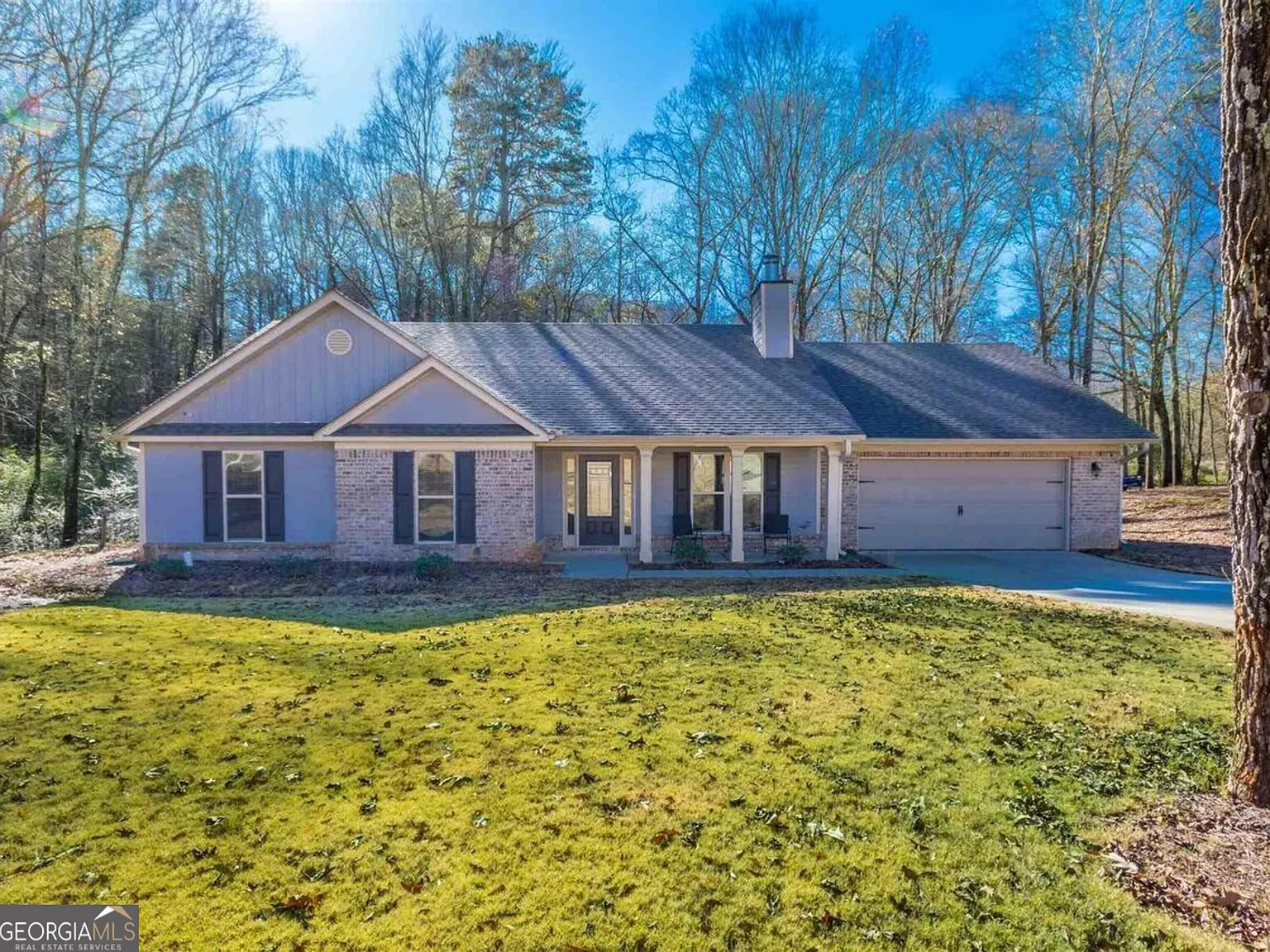 4 bed, 3.0 bath, 2187 sqft, $2,300 — Photo 1