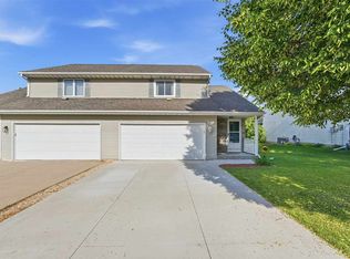 1425 Kodiak Ct, Coralville, IA 52241