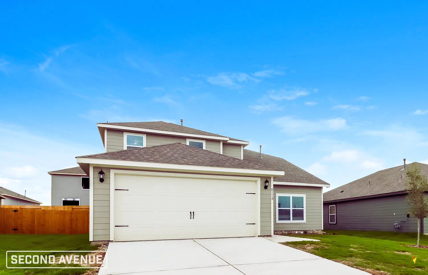 4 bed, 2.5 bath, 2054 sqft, $1,925 — Photo 1