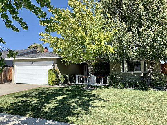2nd image of 6188 Evangeline Dr