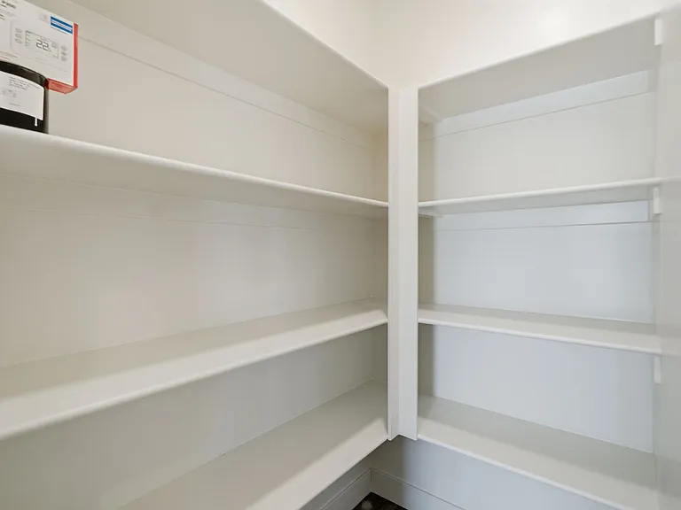 5690 S Weehawken Ln — Photo 16