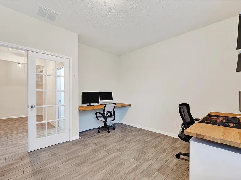 15607 Barton Orchard Ln — Photo 11