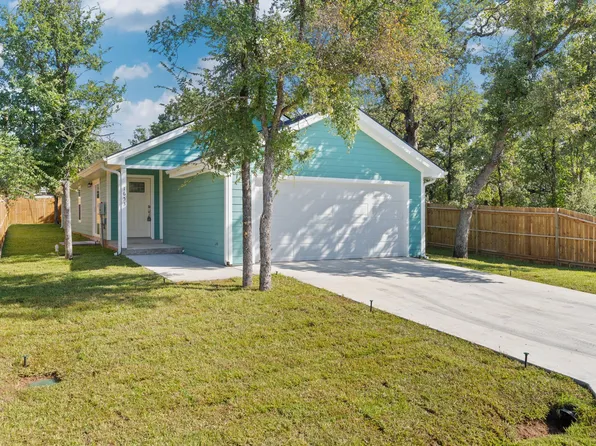 1653 Navajo Trl, Kingsland, TX 78639