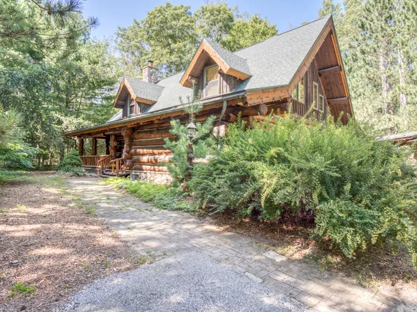 7803 E 72nd St, Newaygo, MI 49337