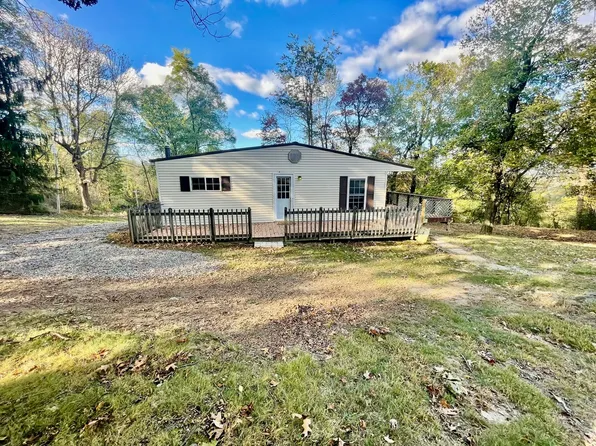 1302 Airport Rd, Aliquippa, PA 15001