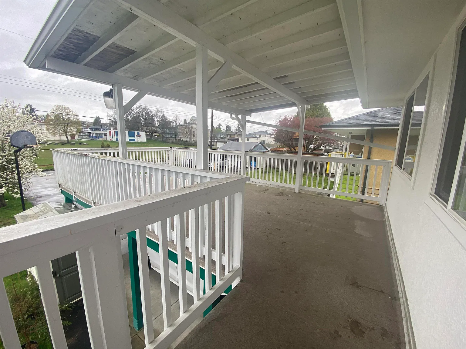 6 bed, 2108 sqft, $5,500 — Photo 3